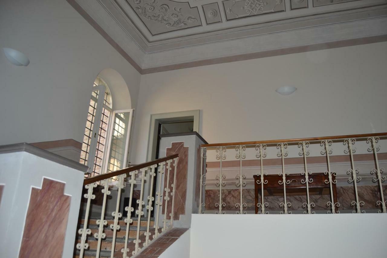 Monte San Giusto Palazzo Roberti酒店 外观 照片