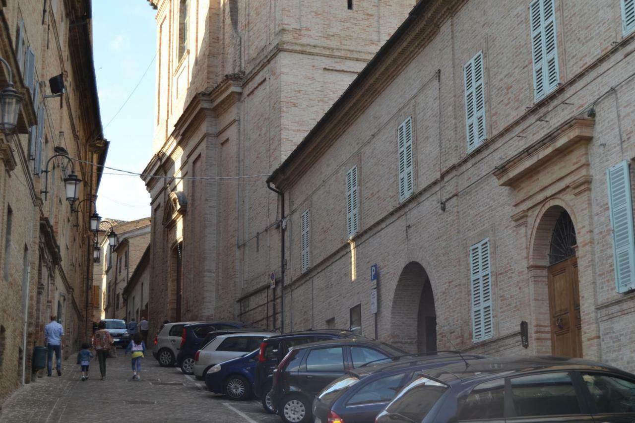 Monte San Giusto Palazzo Roberti酒店 外观 照片
