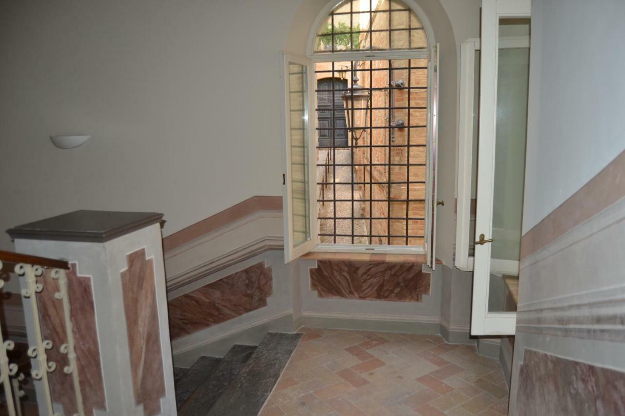 Monte San Giusto Palazzo Roberti酒店 外观 照片